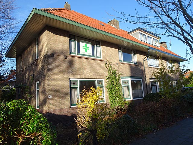 Woning ontruimen koopwoning Mauritslaan te Oegstgeest. Het huis is in samenwerking tussen Kringloop Groene Kruis - Huisontruiming / Woningontruiming en Groene Kruis Ontruimingen ontruimt.